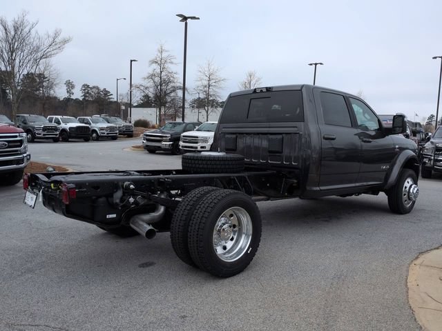 New 2026 RAM 5500 4x4 Crew Cab w/ Laramie Trim Package image 4