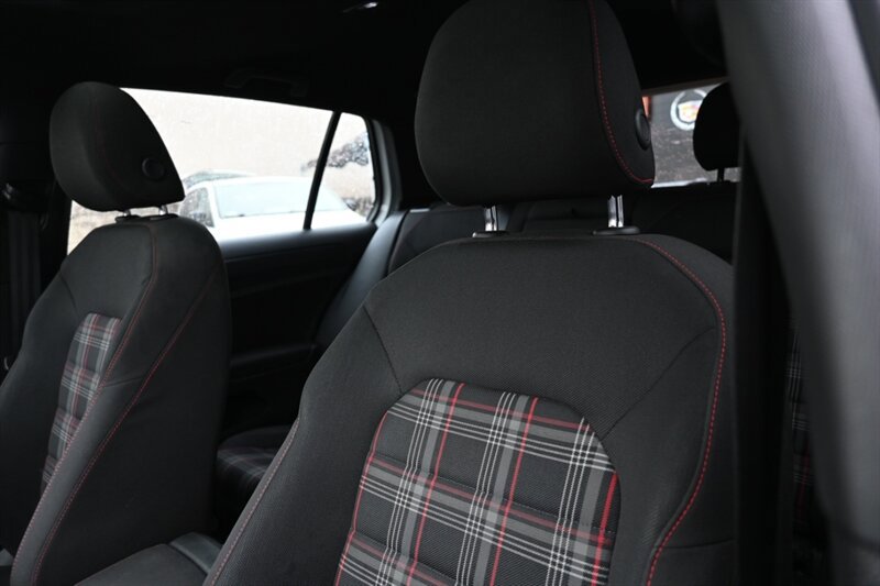 Used 2018 Volkswagen GTI S FWD image 19