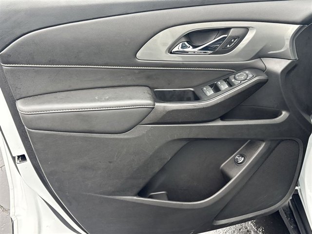 Used 2023 Chevrolet Traverse LT w/ LPO, Floor Liner Package image 21