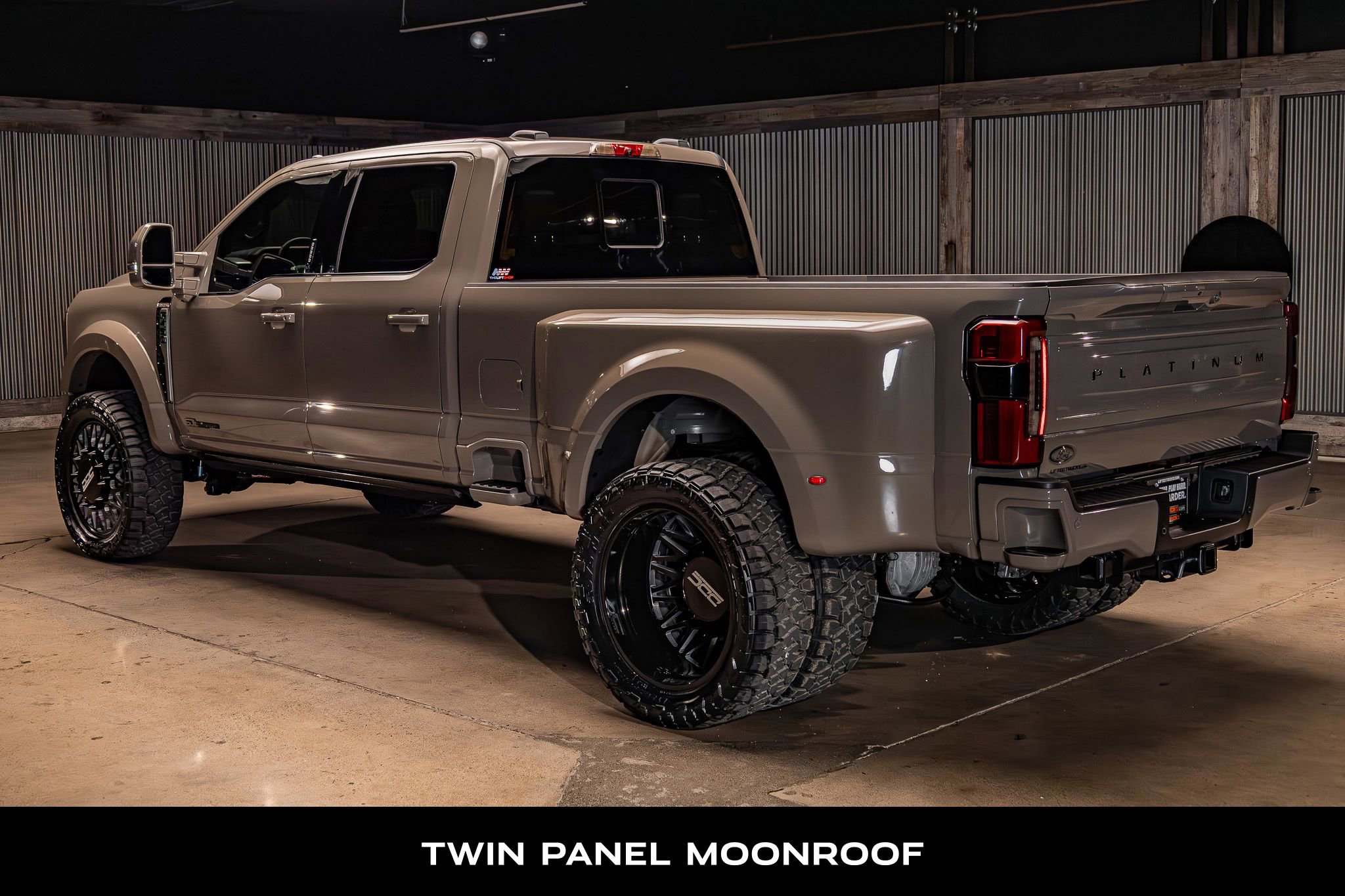Used 2026 Ford F450 Platinum w/ Platinum Plus Package image 7