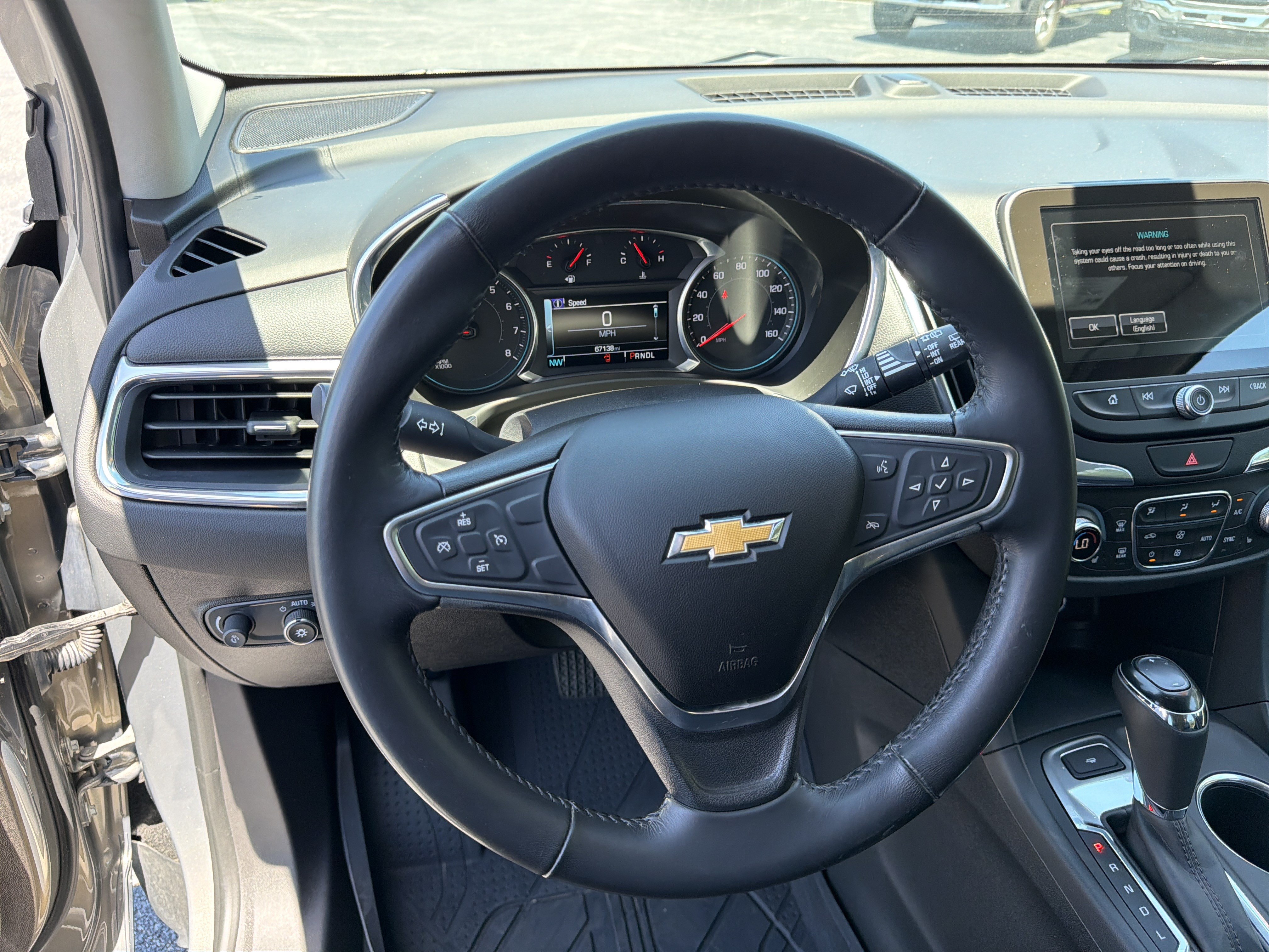 Used 2018 Chevrolet Equinox LT FWD image 24