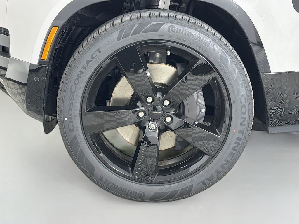 New 2026 Land Rover Defender 130 X-Dynamic SE AWD/4WD image 33