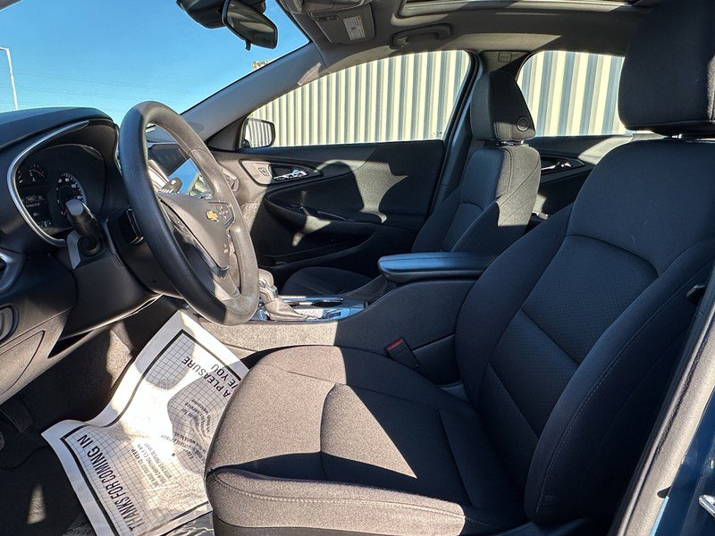Used 2024 Chevrolet Malibu LT image 19
