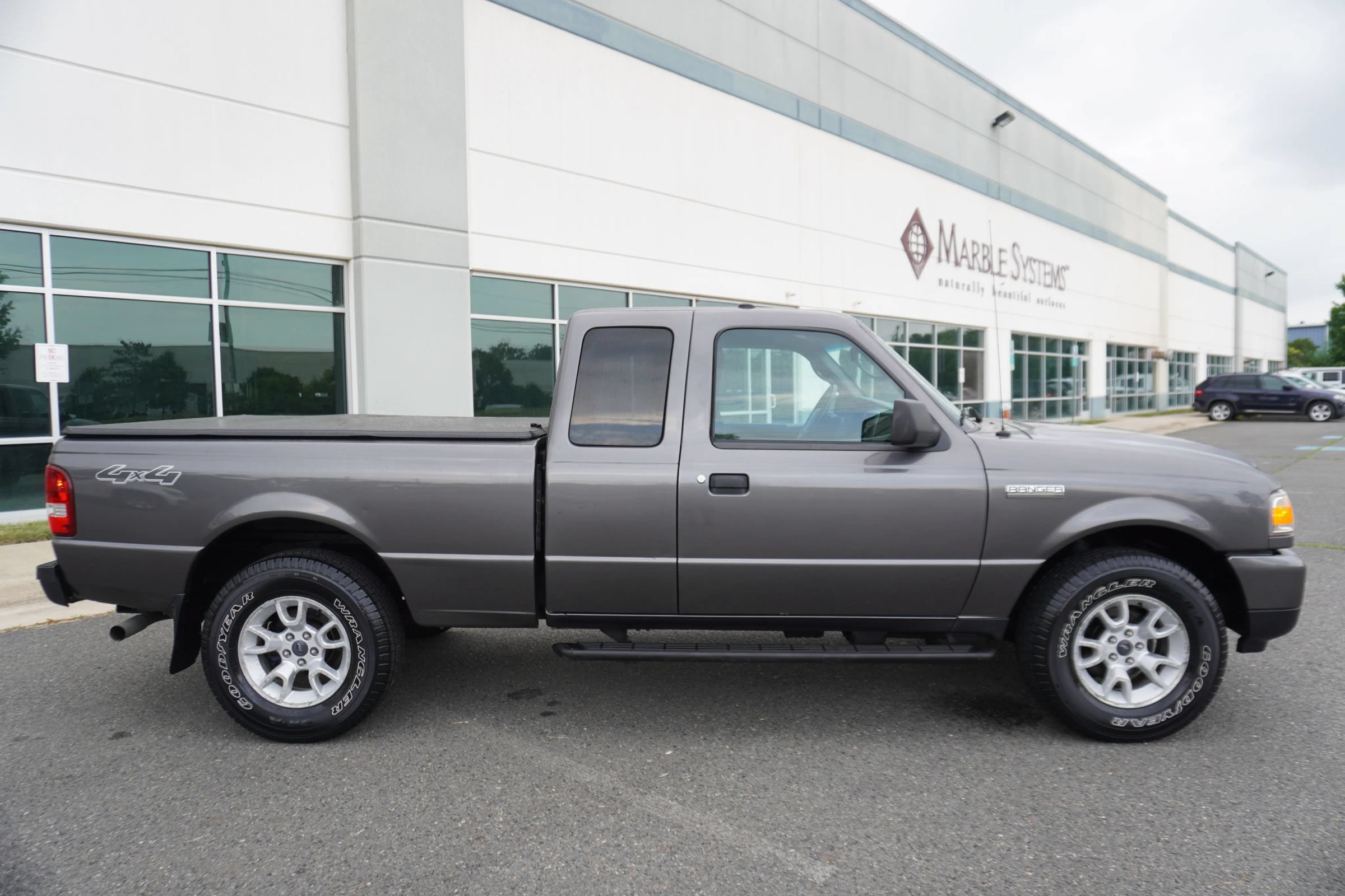 Used 2010 Ford Ranger XLT AWD/4WD image 8