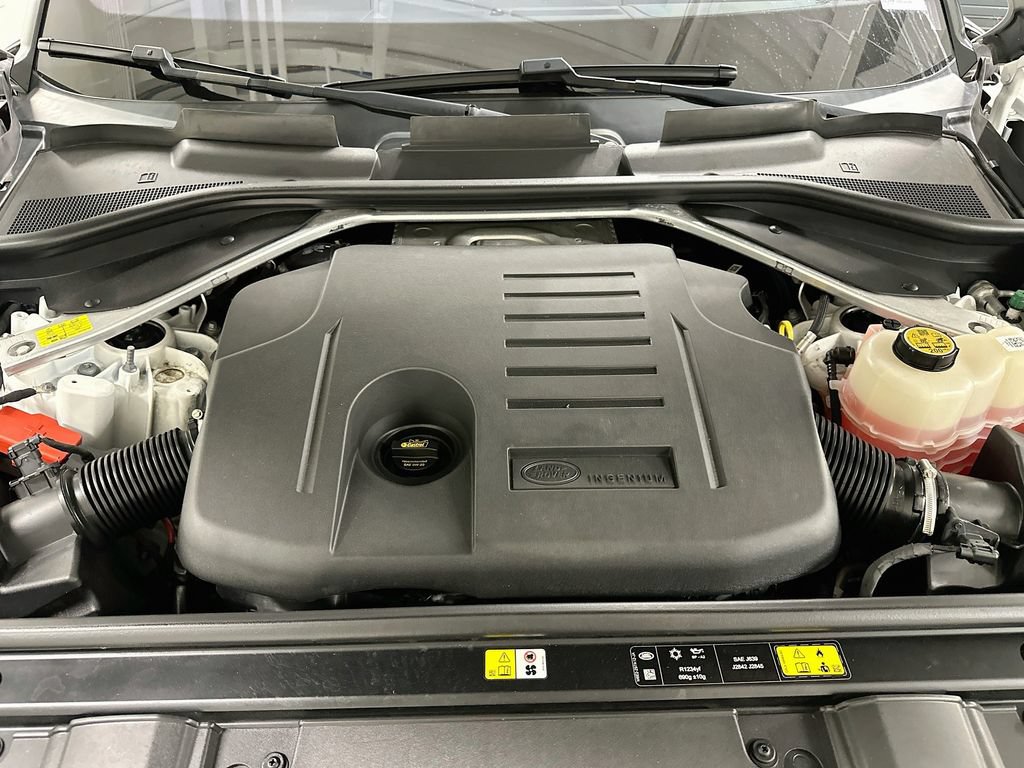 Certified 2023 Land Rover Range Rover SE AWD/4WD image 31
