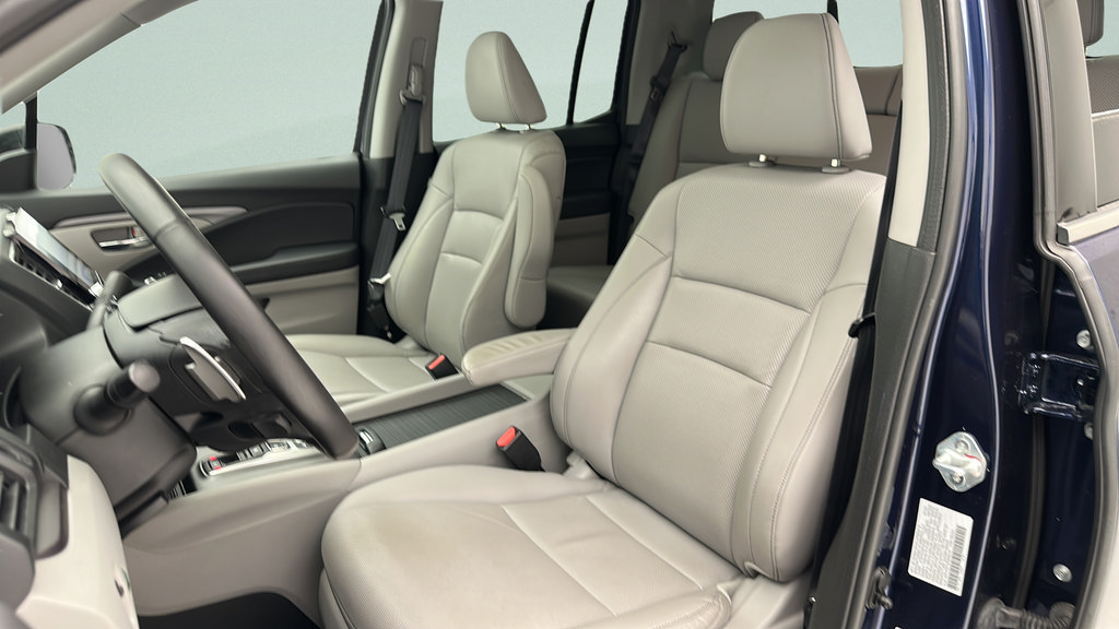 Used 2023 Honda Ridgeline RTL-E image 16