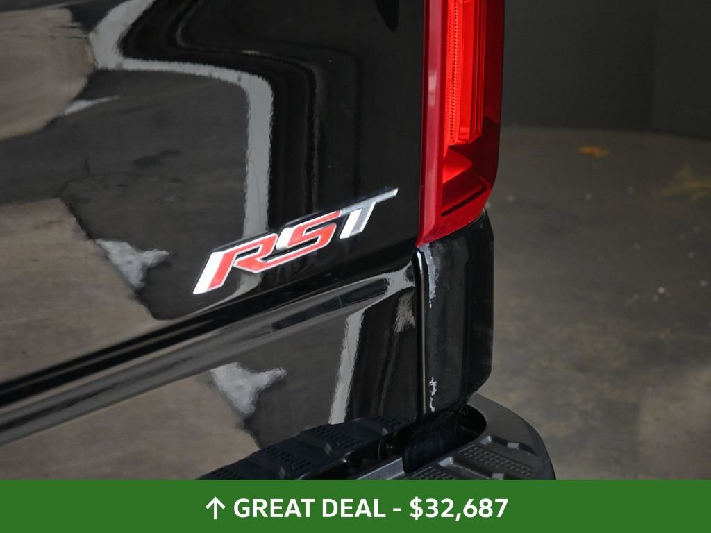 Used 2022 Chevrolet Silverado 1500 RST image 14
