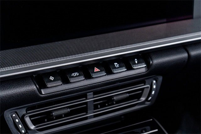 Used 2020 Porsche 911 Carrera w/ Premium Package image 35