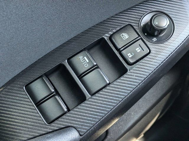 Used 2015 MAZDA MAZDA3 i Sport image 17