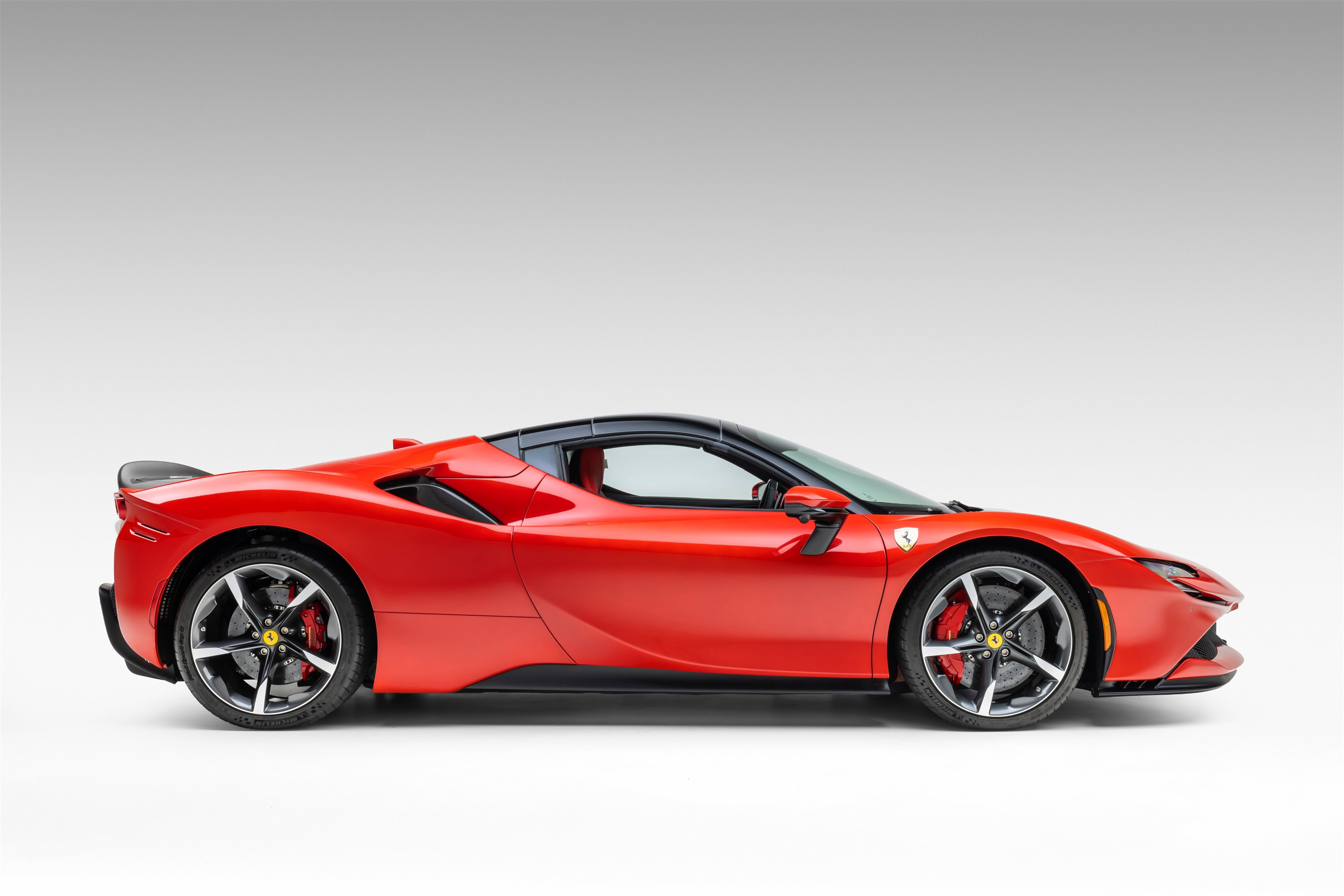 Certified 2023 Ferrari SF90 Spider image 6