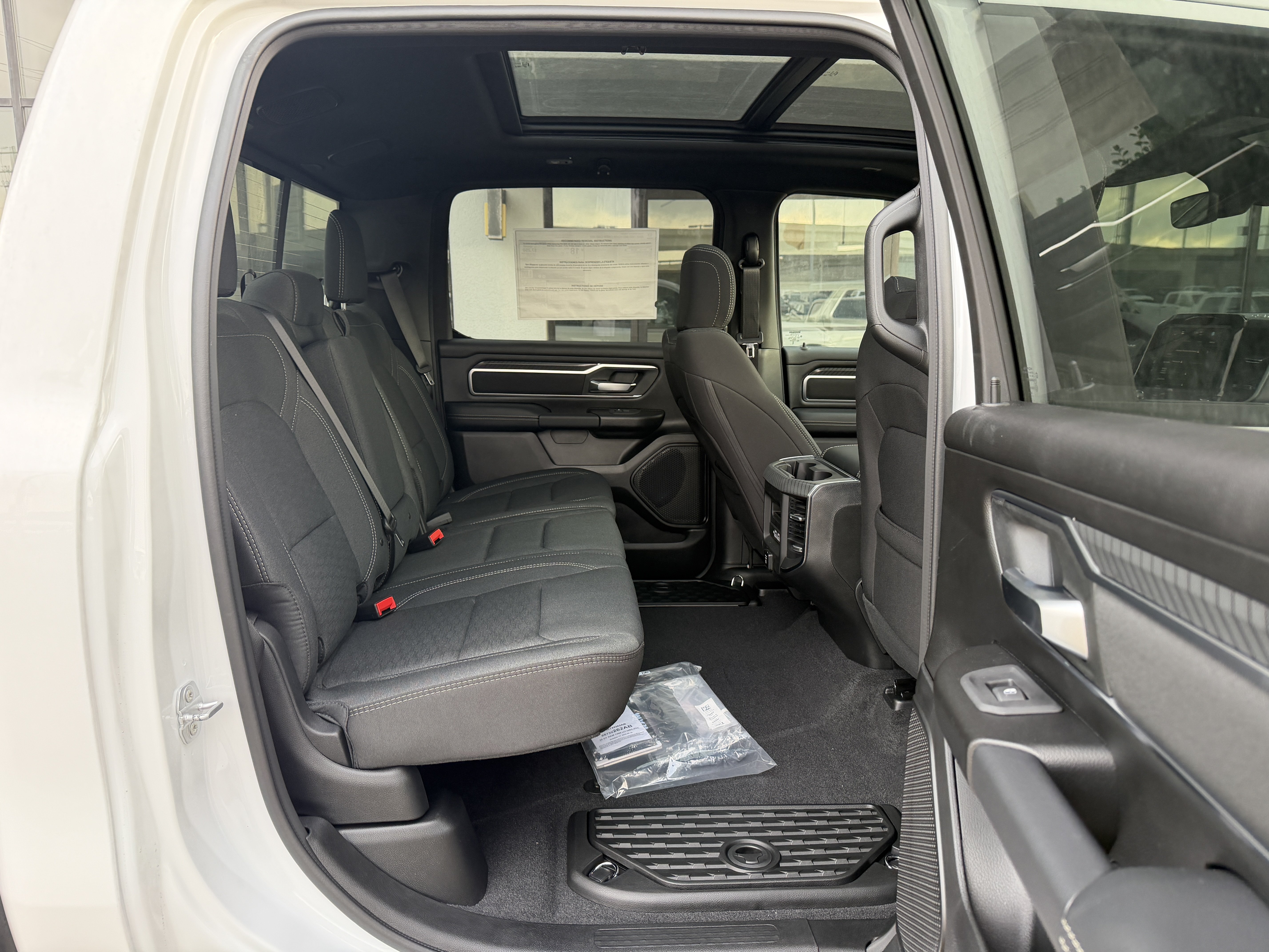 New 2026 RAM 1500 Big Horn AWD/4WD image 28