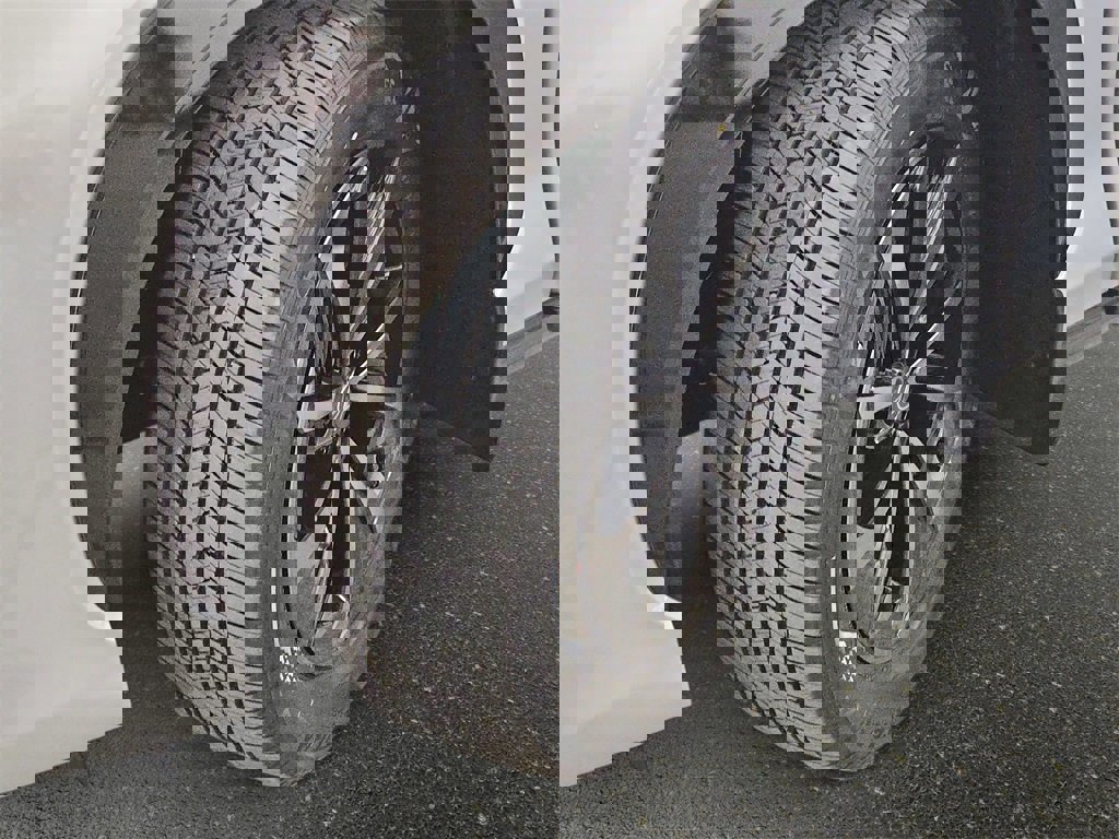 New 2026 Lexus RZ 450e AWD image 33