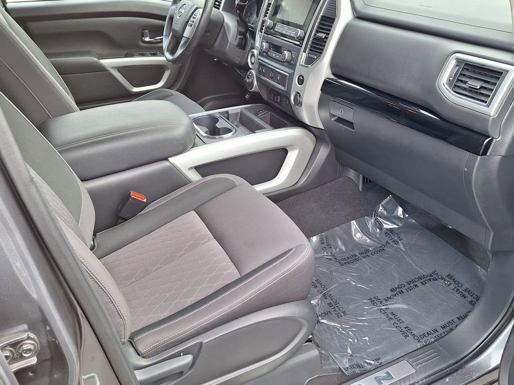 Used 2023 Nissan Titan SV w/ SV Convenience Package image 26