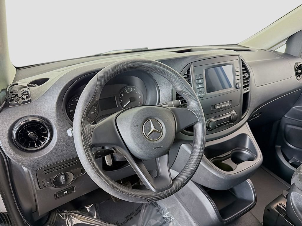 Used 2022 Mercedes-Benz Metris image 12