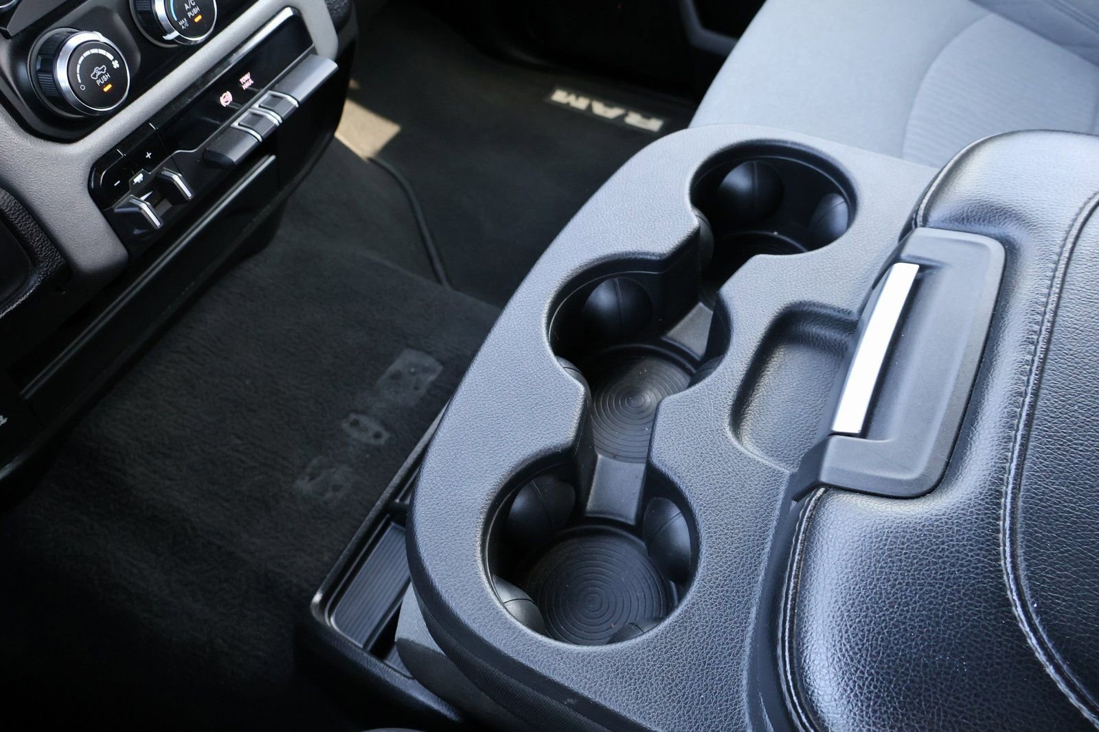 Used 2024 RAM 2500 Big Horn image 30