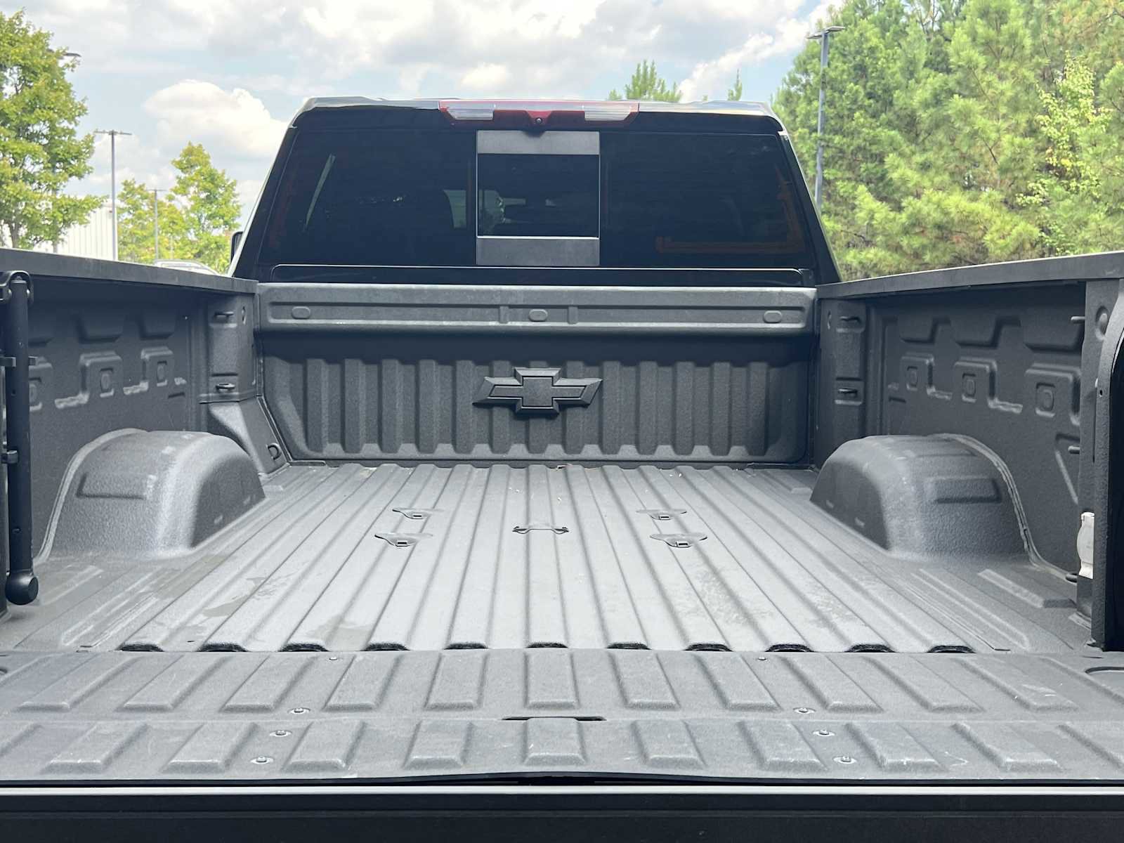 Used 2022 Chevrolet Silverado 2500 LTZ w/ LTZ Plus Package image 27