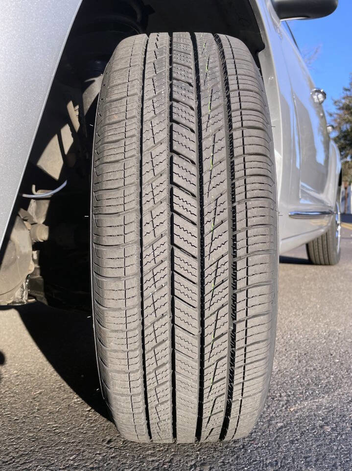 Used 2004 Chrysler PT Cruiser Limited image 11