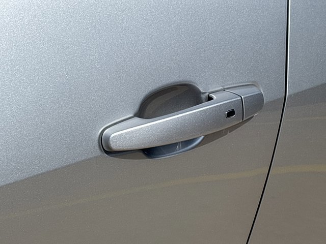 Used 2022 Chevrolet Blazer RS w/ Enhanced Convenience Package image 15