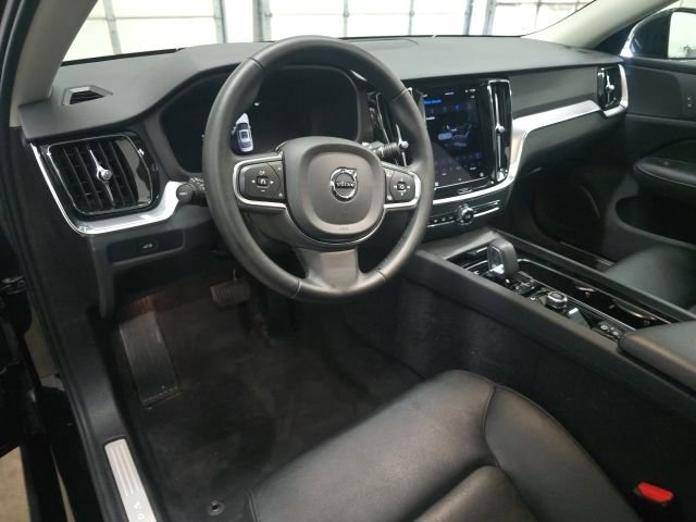 Used 2024 Volvo S60 B5 Core image 16