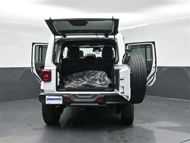 New 2026 Jeep Wrangler Sahara image 64