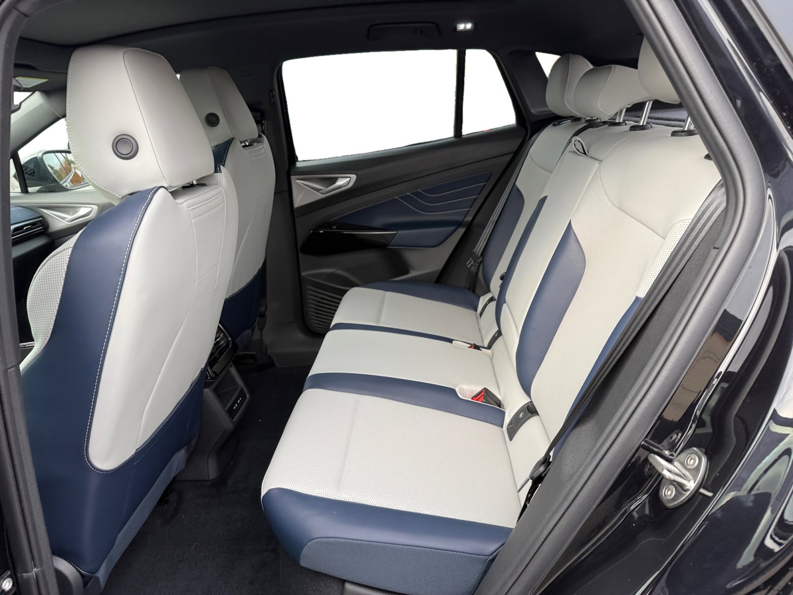 New 2026 Volkswagen ID.4 Pro S RWD image 16