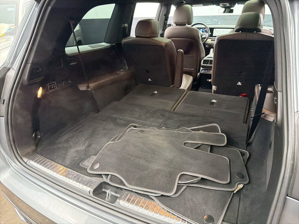 Used 2022 Mercedes-Benz GLS 450 4MATIC image 45