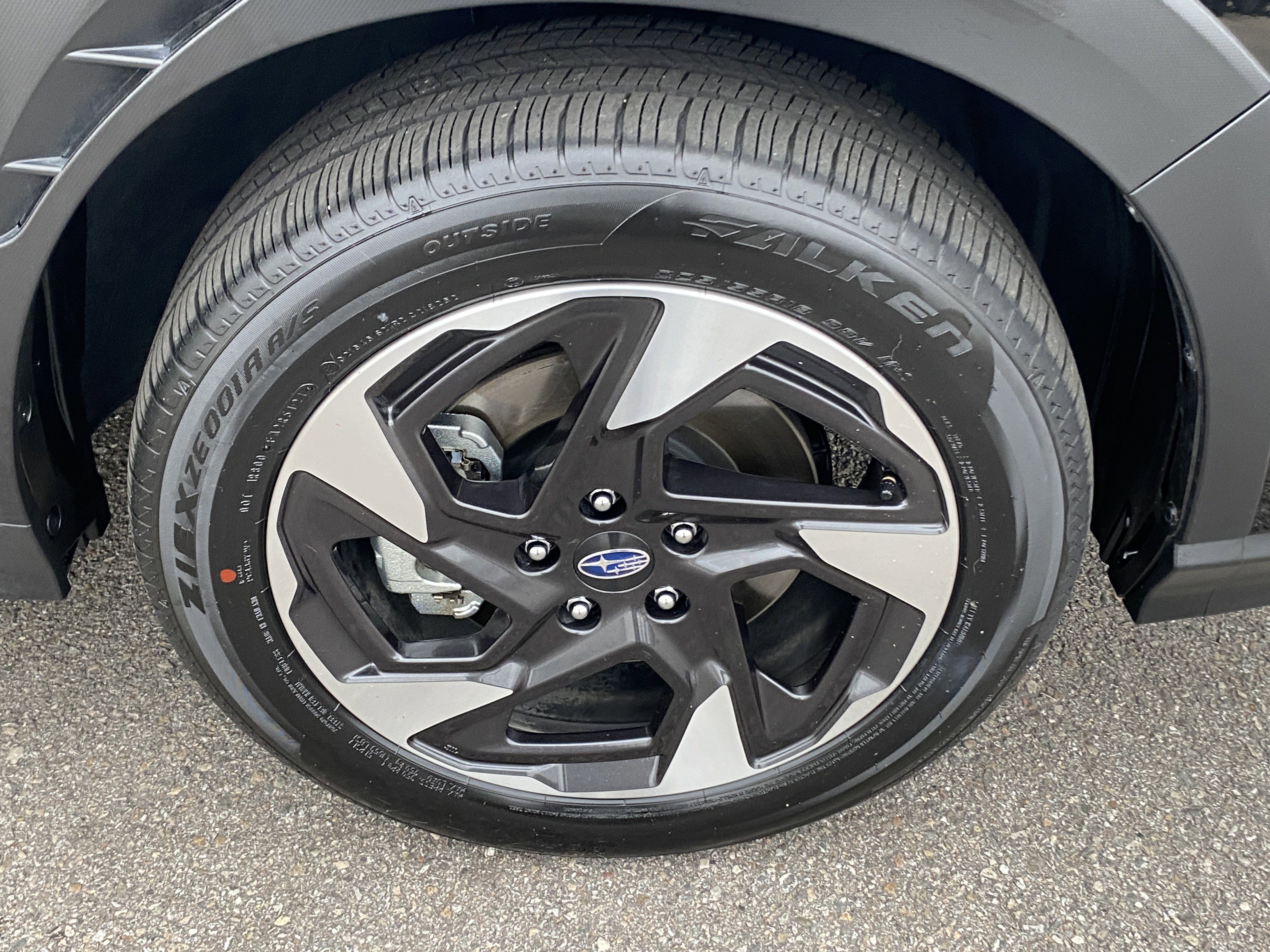 Used 2025 Subaru Crosstrek 2.5i Limited w/ Crosstrek Mirror Package image 28