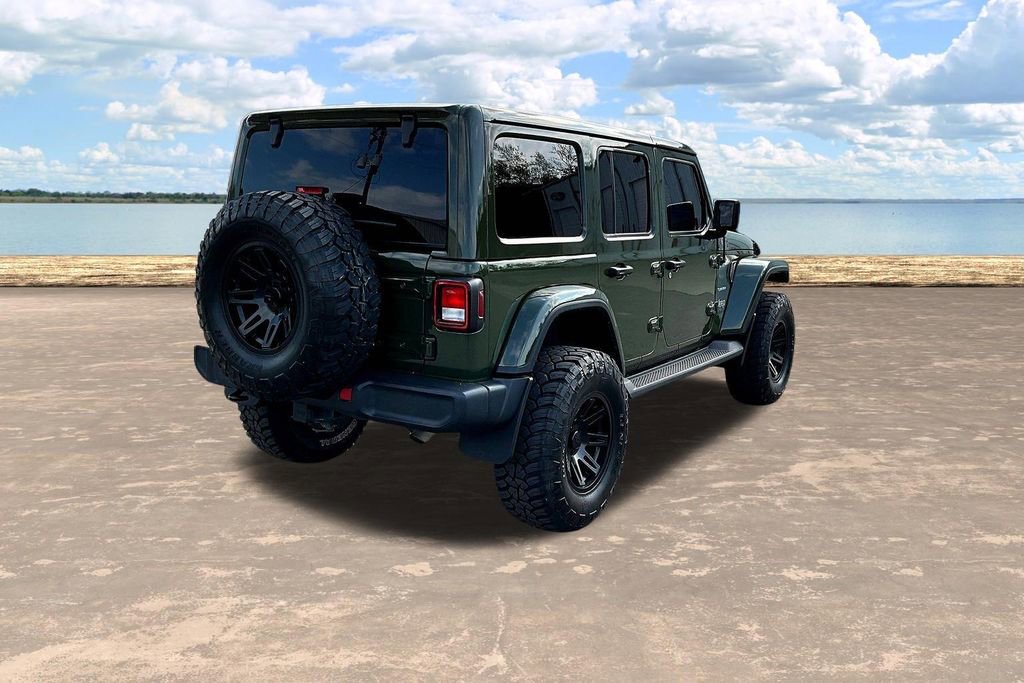 Used 2020 Jeep Wrangler Unlimited Sahara image 11