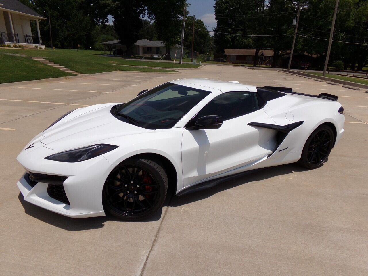 Used 2023 Chevrolet Corvette Z06 w/ 3LZ 70th Anniversary w/ Stealth Interior Trim Package image 40