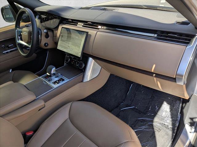 Certified 2023 Land Rover Range Rover SE image 25