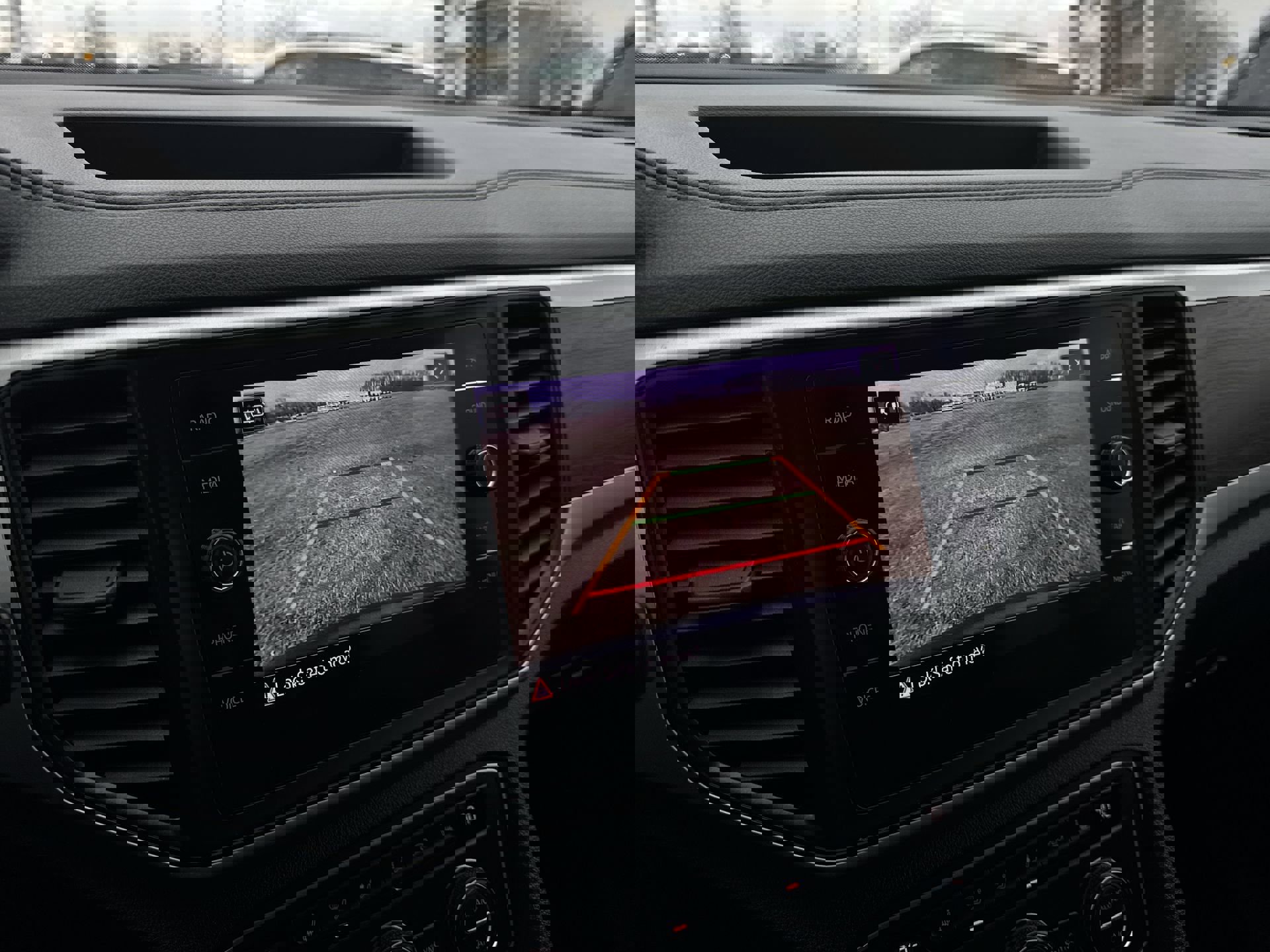 Used 2021 Volkswagen Atlas SE image 15