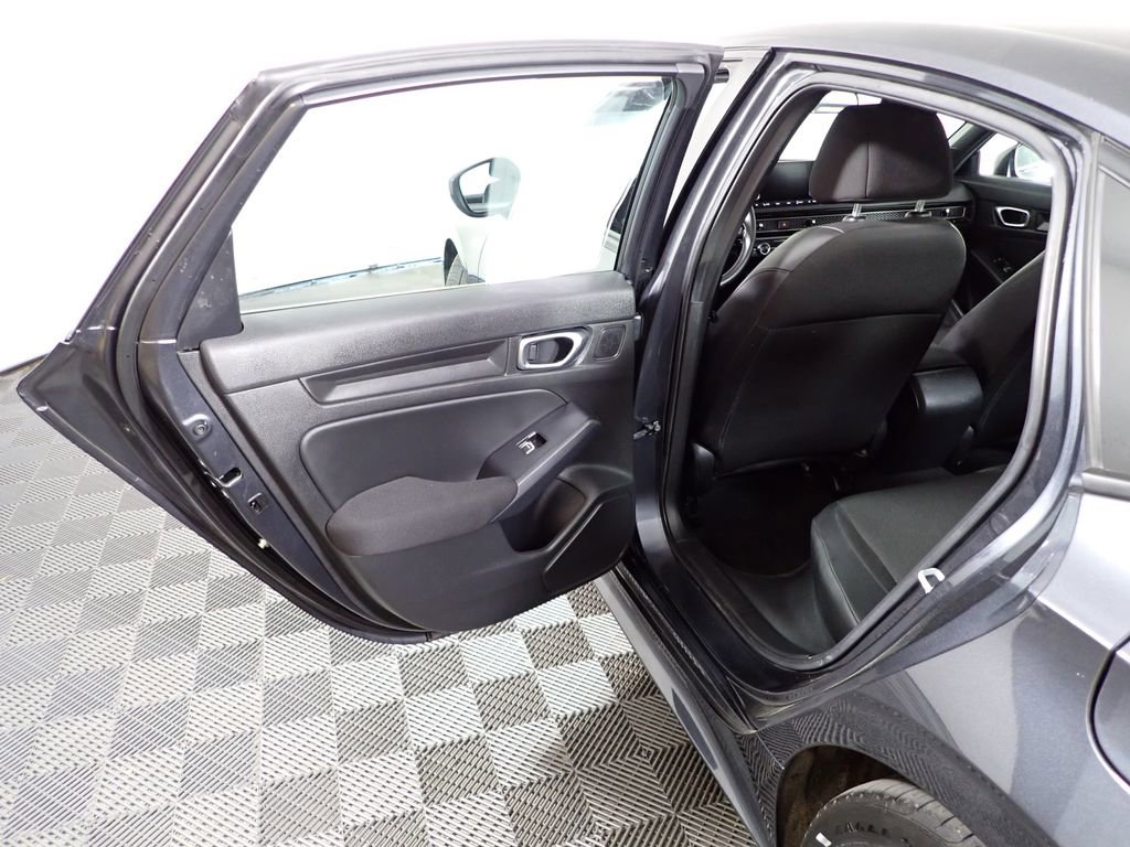 Used 2025 Honda Civic Sport image 26