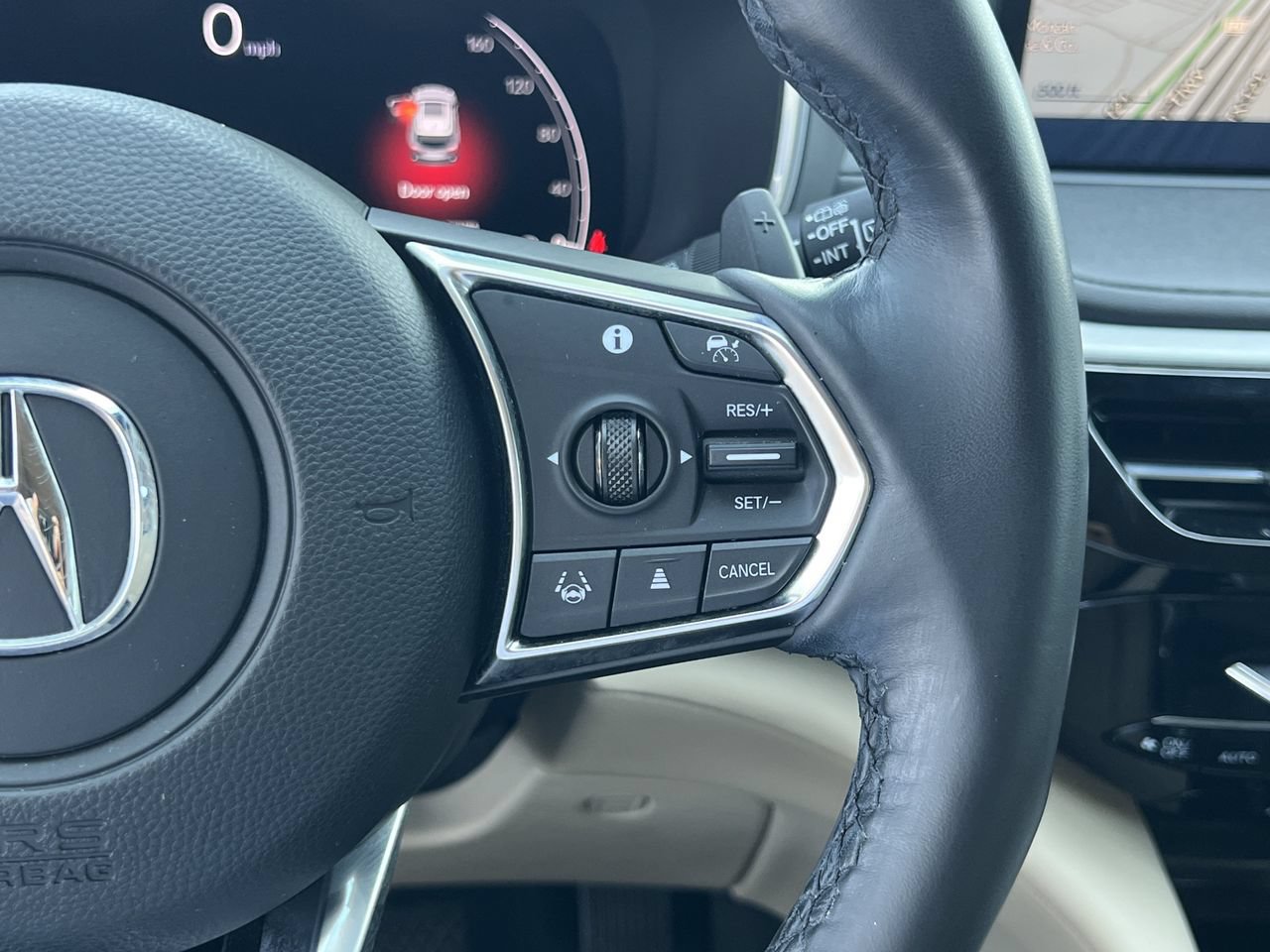 Used 2022 Acura MDX w/ Technology Package FWD image 12