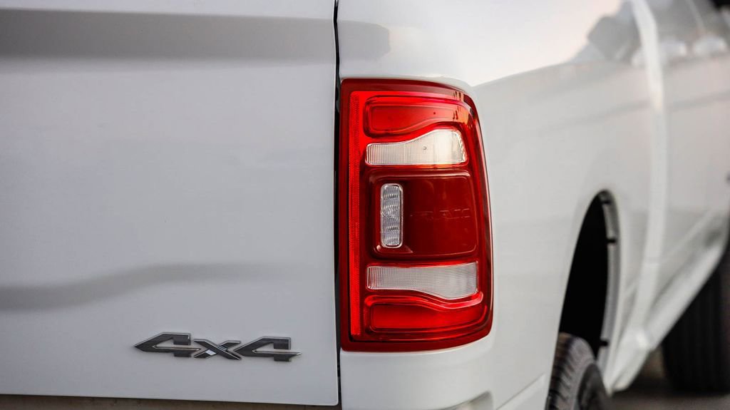 Used 2024 RAM 2500 Laramie AWD/4WD image 10
