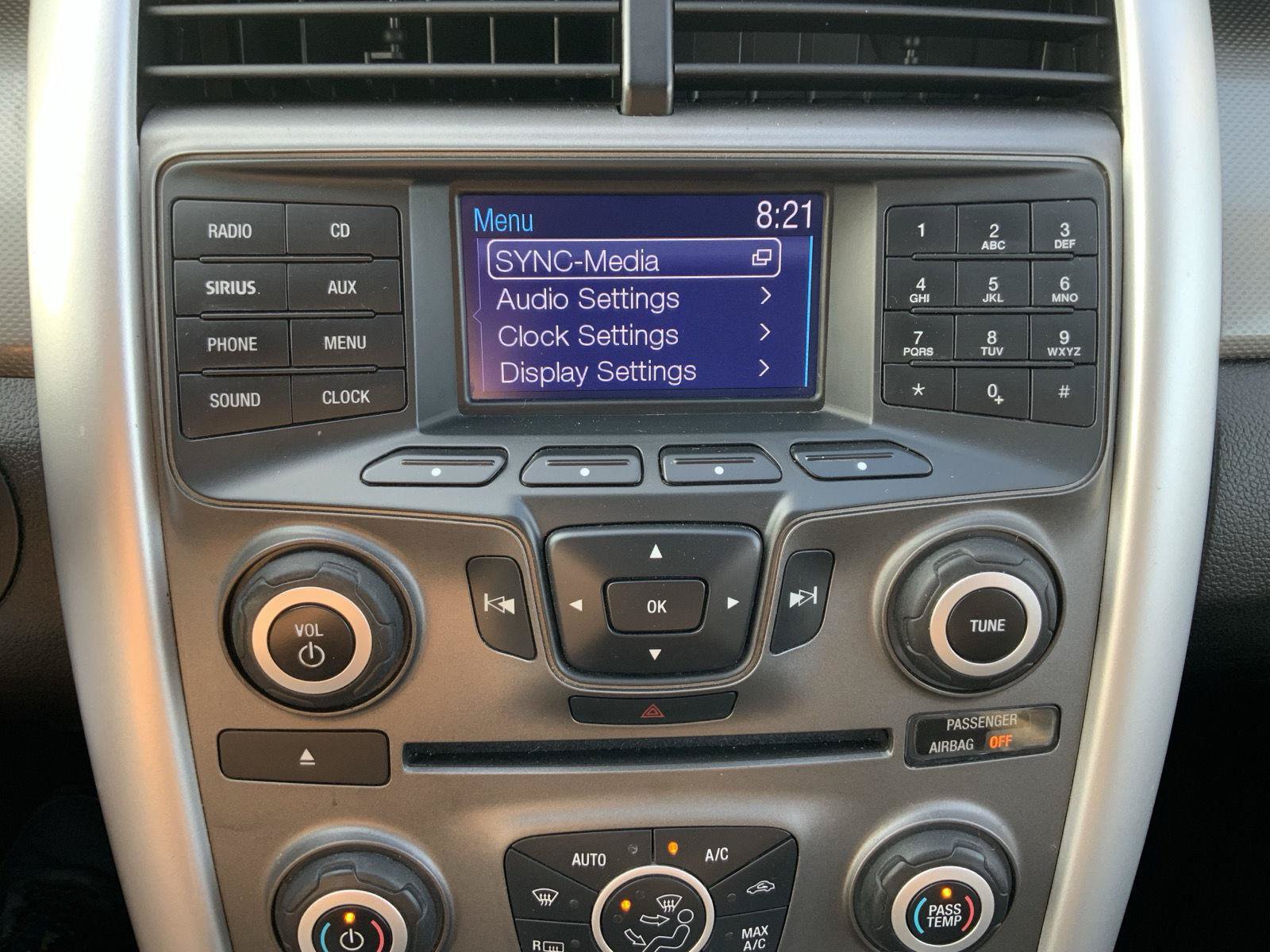 Used 2013 Ford Edge SEL FWD image 36