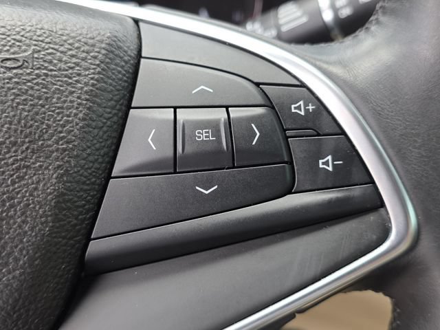 Used 2017 Cadillac XT5 Premium Luxury FWD image 30