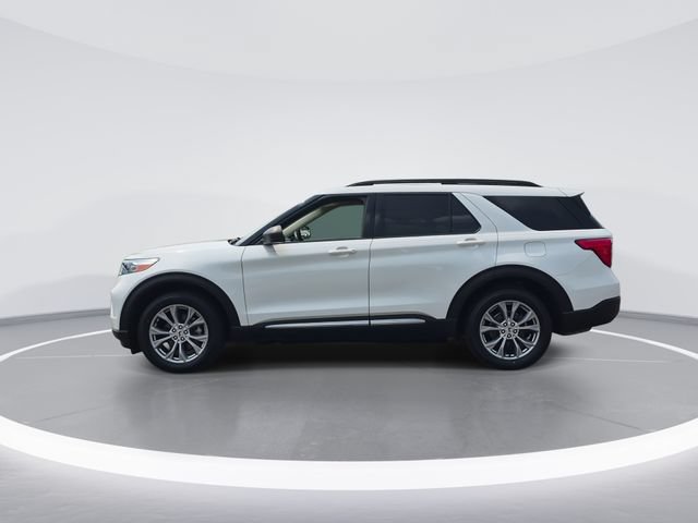 Used 2020 Ford Explorer XLT w/ Equipment Group 202A AWD/4WD image 5