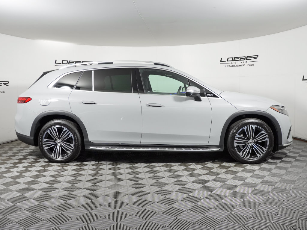 Used 2026 Mercedes-Benz EQS 400 4MATIC SUV image 6