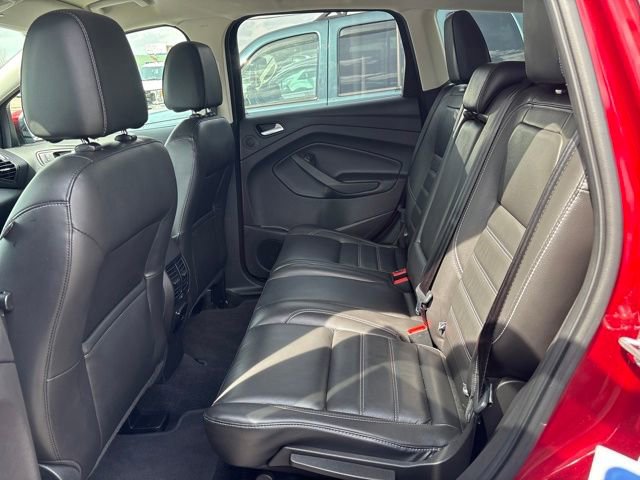 Used 2017 Ford Escape Titanium image 10
