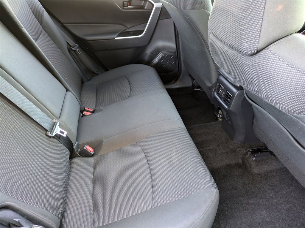 Used 2025 Toyota RAV4 LE image 30