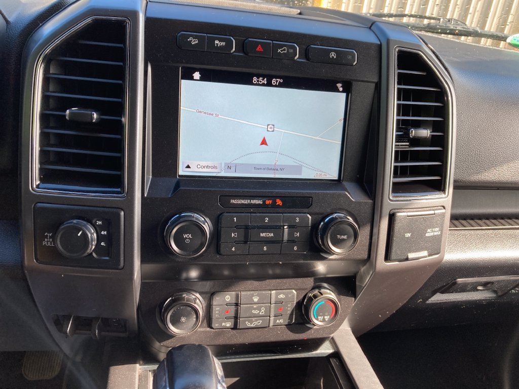 Used 2019 Ford F150 XLT w/ Equipment Group 302A Luxury AWD/4WD image 23