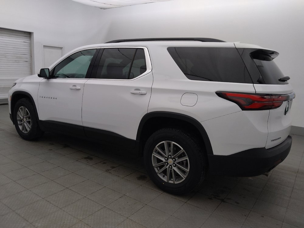 Used 2023 Chevrolet Traverse LT FWD image 3