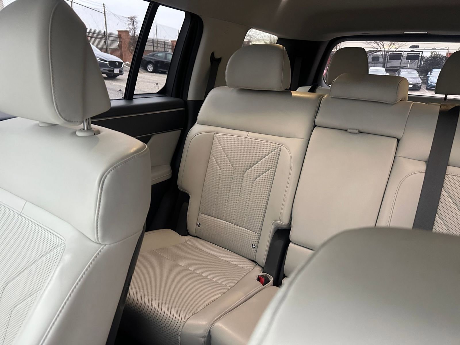 Used 2025 Hyundai Santa Fe SEL image 39