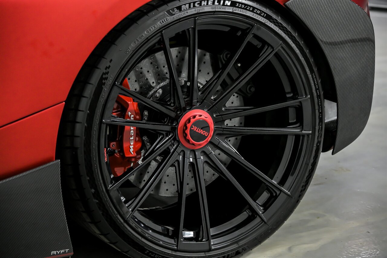 Used 2018 McLaren 720S image 23
