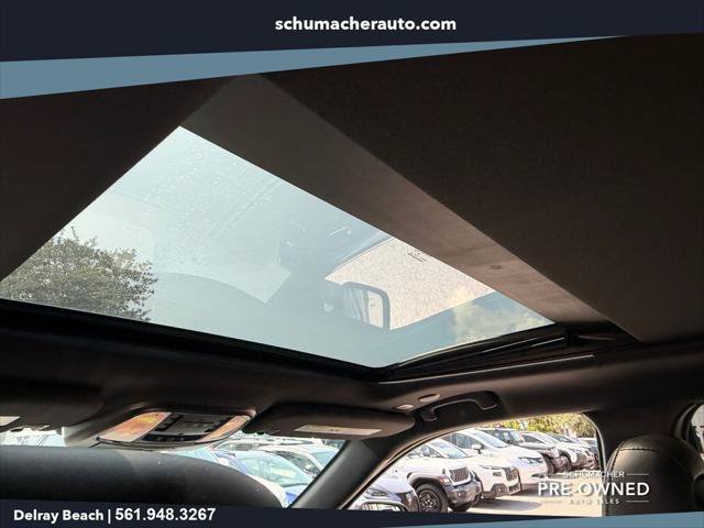 Certified 2021 Jeep Grand Cherokee Limited w/ Quick Order Package 28K 80th AWD/4WD image 15