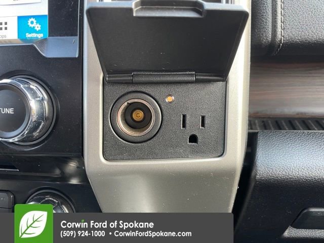 Used 2016 Ford F150 Lariat w/ Equipment Group 501A Mid image 38