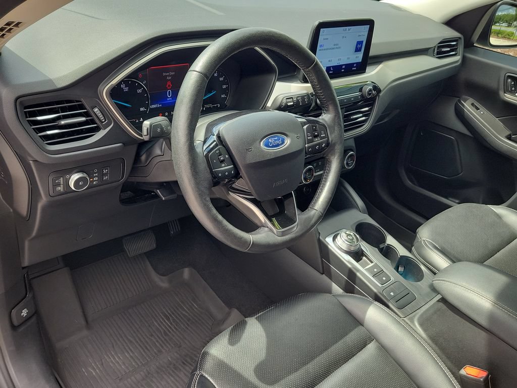 Used 2021 Ford Escape SEL FWD image 17