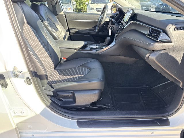 Used 2023 Toyota Camry SE FWD image 14