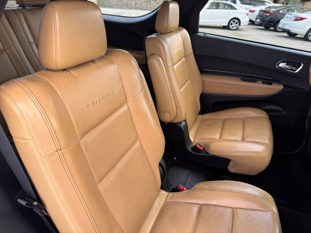 Used 2016 Dodge Durango Citadel w/ Premium Entertainment Group AWD/4WD image 17