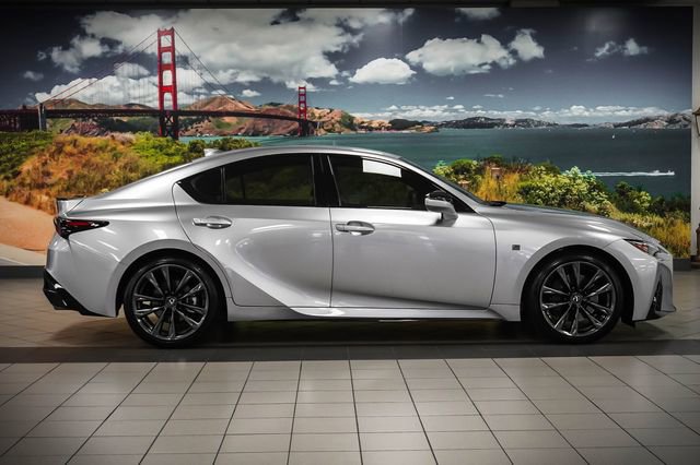 Certified 2025 Lexus IS 300 F Sport image 5